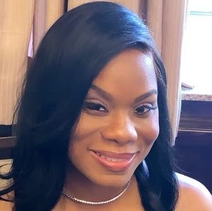 Meet your Posher, Nickole